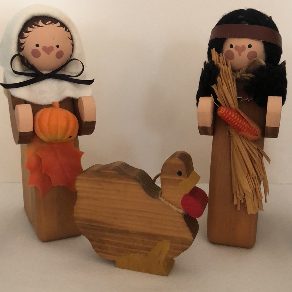 Thanksgiving Characters - Picture 6 of 12